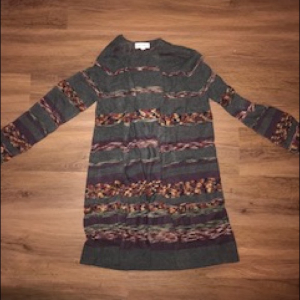 Long patterned cardigan/sweater